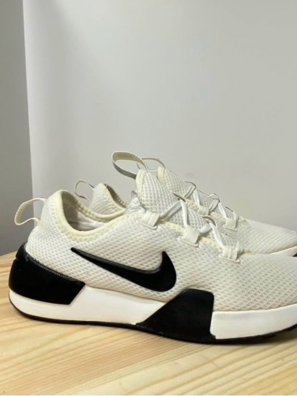 Nike Ashin Mesh Flexible Running Shoes White/Black AJ8799-100 Women's Size 6